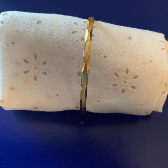 Monet Faceted Gold Tone Bangle Size Small Professional Classic Vtg 70's Sparkly - Picture 1 of 8